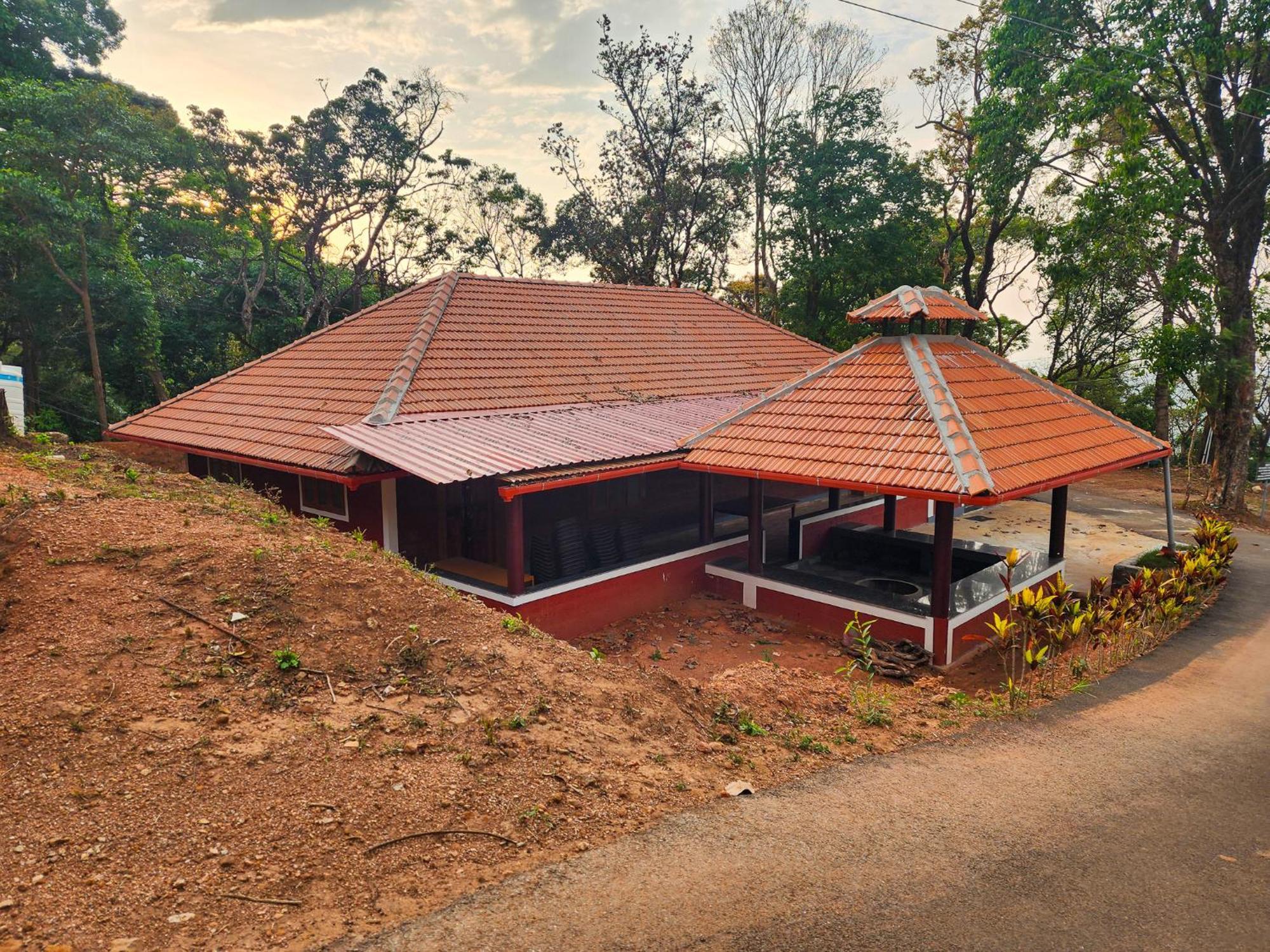 Celestial Heights Homestay Kurchi Buitenkant foto