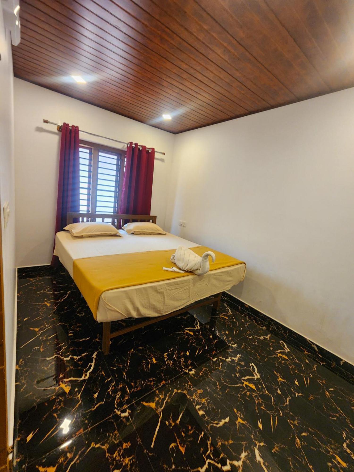 Celestial Heights Homestay Kurchi Buitenkant foto